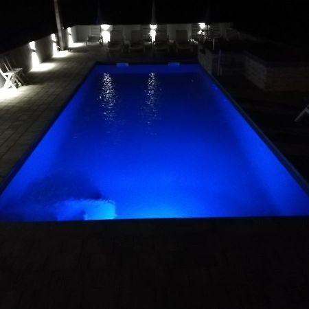 Apartment Camelia Пореч Экстерьер фото