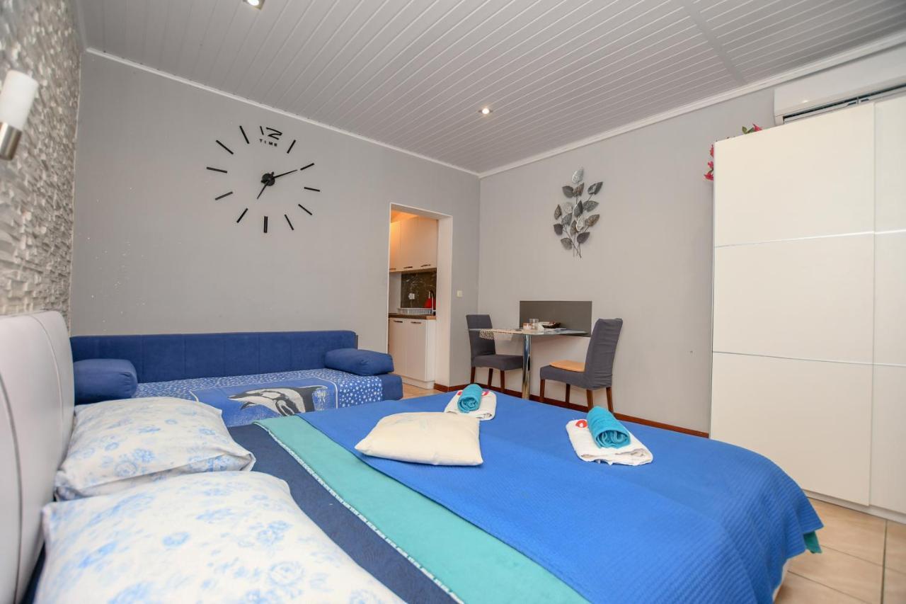 Apartment Camelia Пореч Экстерьер фото