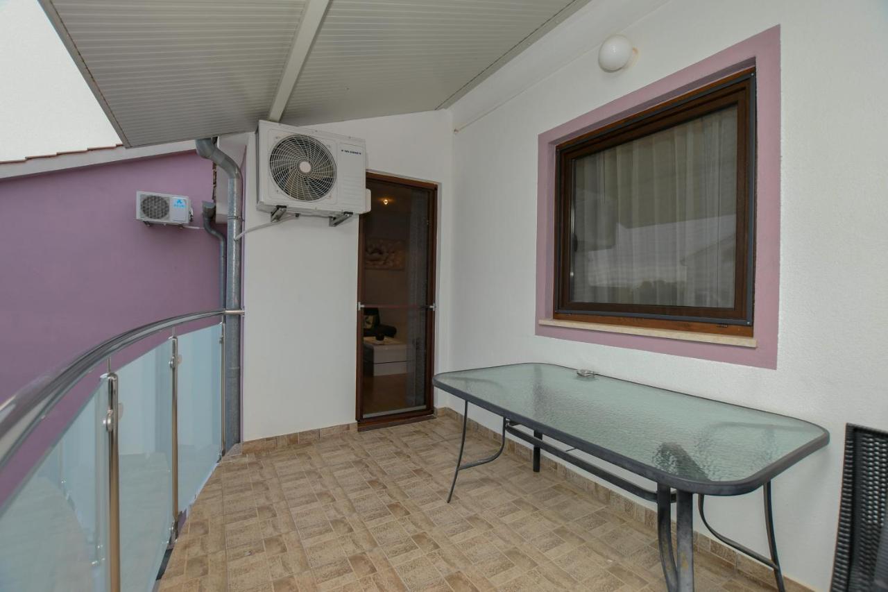 Apartment Camelia Пореч Экстерьер фото