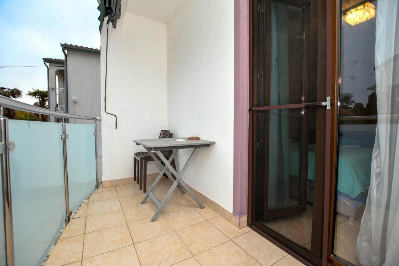 Apartment Camelia Пореч Экстерьер фото